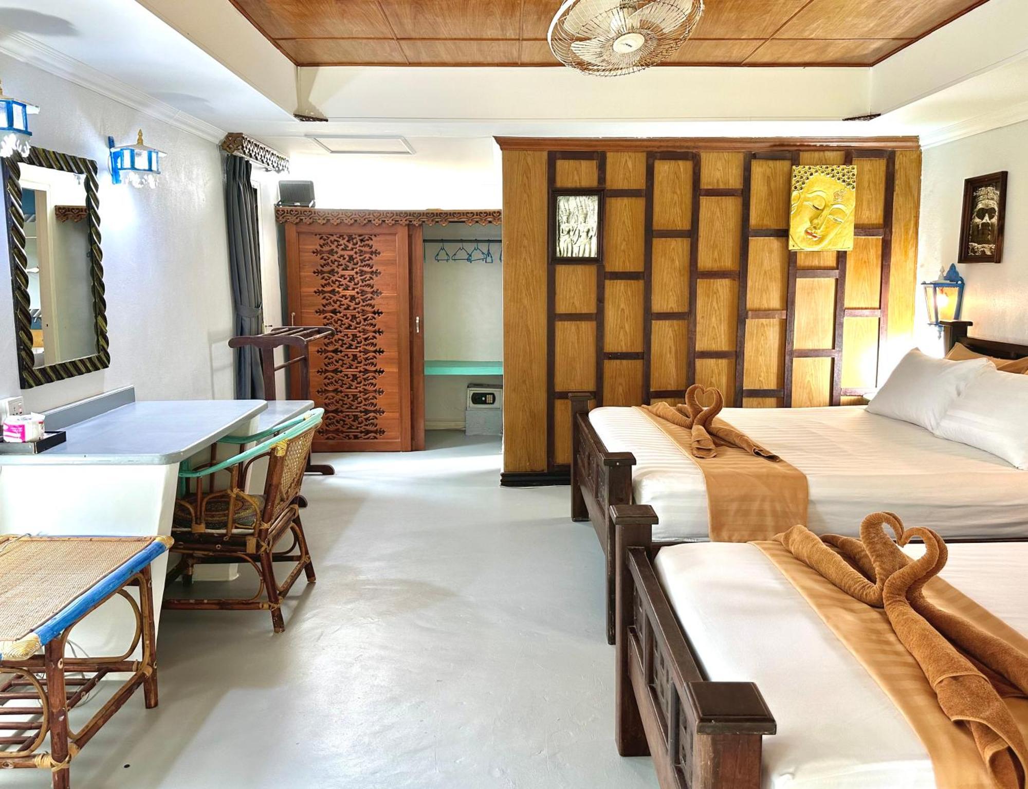 Bamboo Bungalows Koh Phayam Extérieur photo