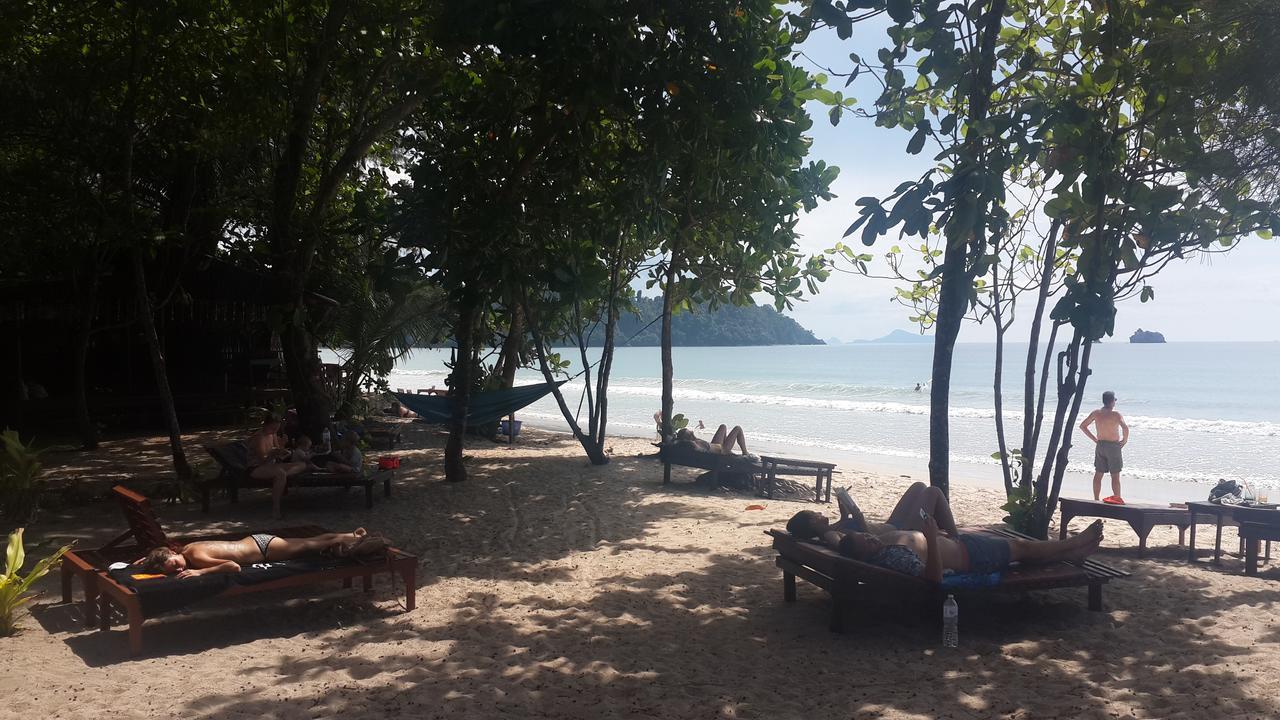 Bamboo Bungalows Koh Phayam Extérieur photo