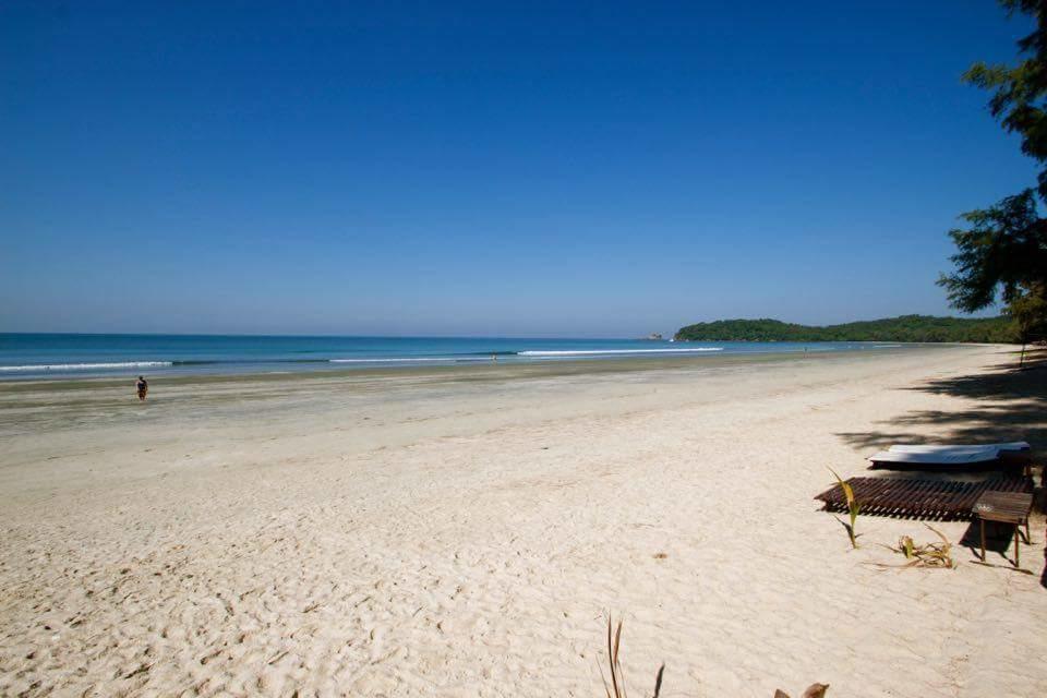 Bamboo Bungalows Koh Phayam Extérieur photo